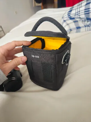 Cámara Nikon Coolpix L110 Negra + funda