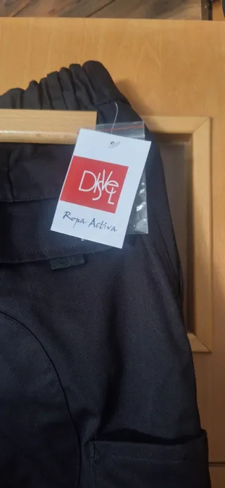 Pantalón multibolsillos Dike negro