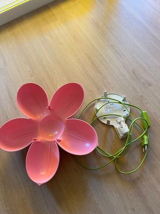 Lámpara flor rosa