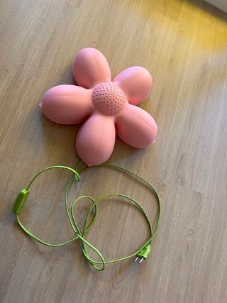 Lámpara flor rosa
