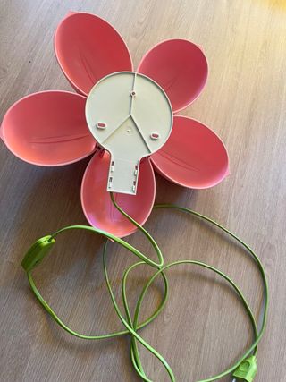 Lámpara flor rosa