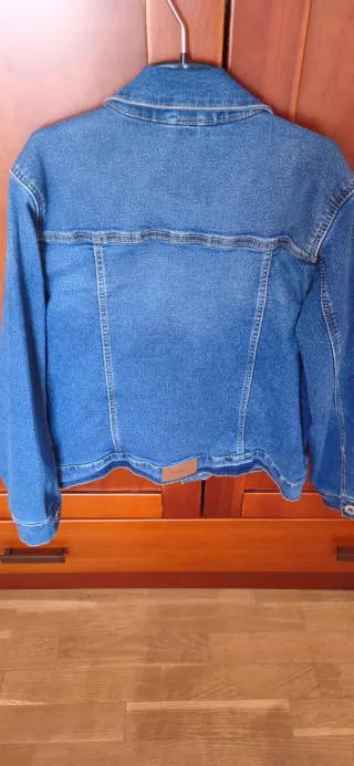 Chaqueta vaquera infantil. Talla 9-10