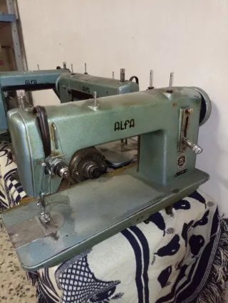 Máquinas de coser Alfa (3 unidades)