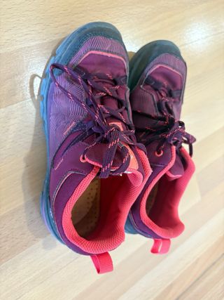 Botas de montaña niña