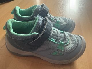 Botas de montaña niña