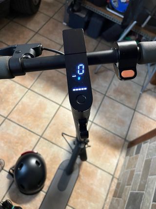 Patinete Xiaomi Mi Electric Scooter Essential