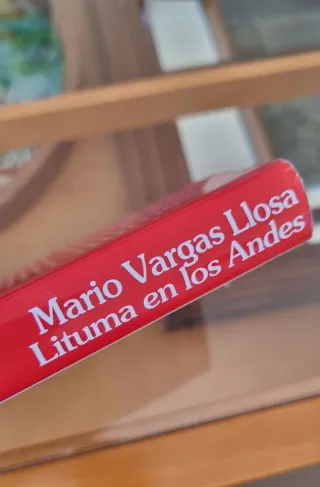 Lituma en los Andes/Lituma in the Andes (Colecc...