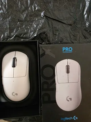Mouse Logitech PRO X Superlight Bianco