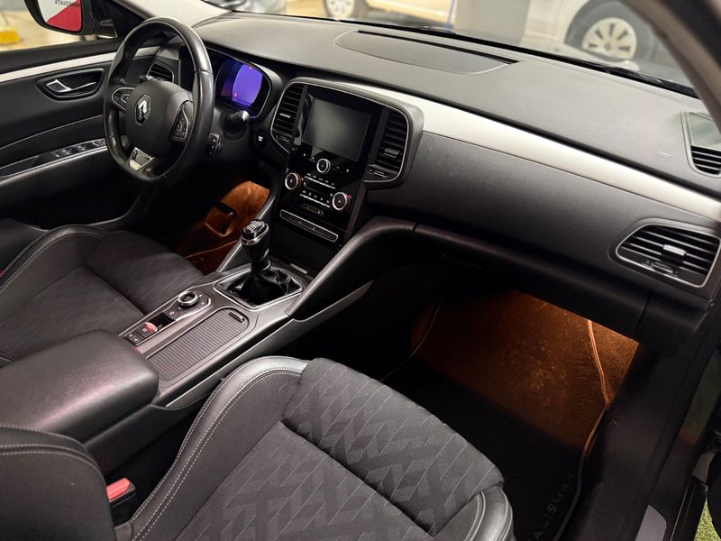 Renault Talismán 2019, foto 17