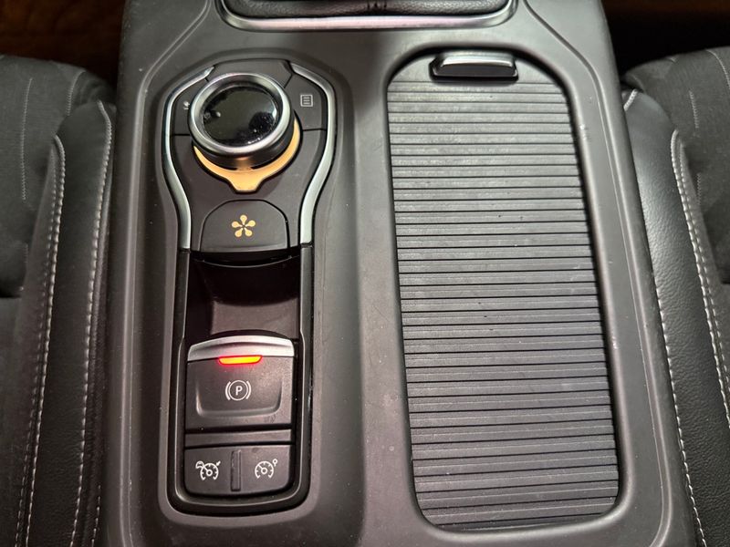 Renault Talismán 2019, foto 24