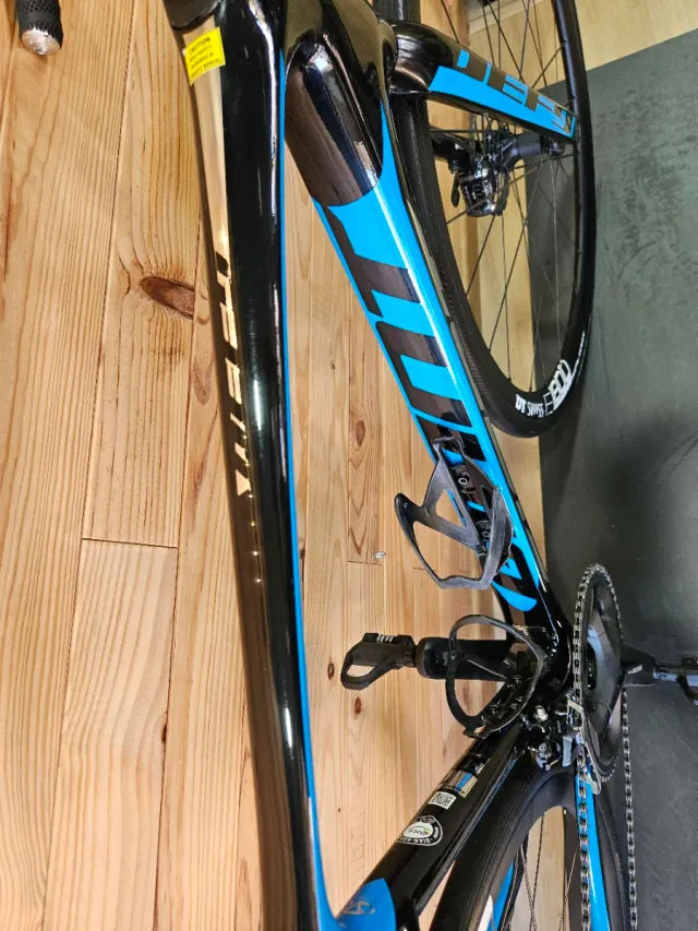Giant Defy 1