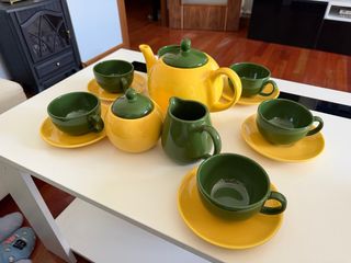 Juego de café de cerámica amarillo y verde