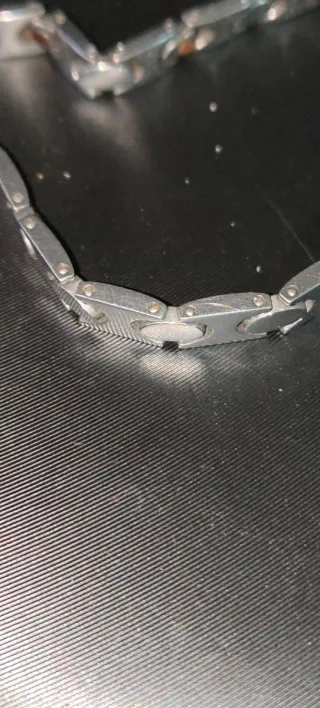 Lote bisutería: collar, pulsera, bloches y colgant