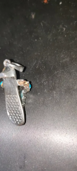 Lote bisutería: collar, pulsera, bloches y colgant