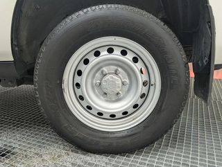 Toyota Land Cruiser 2.8 D-4D GX 7 Plazas