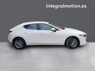 Mazda 3 2.5L E-SKY G MHEV 103kW Prime-line