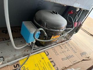 URGE VENDER Nevera Whirlpool Blanca