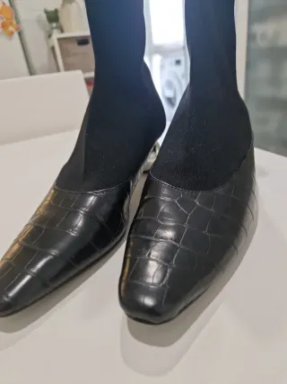 Botines Negros Tacón Bola plateado