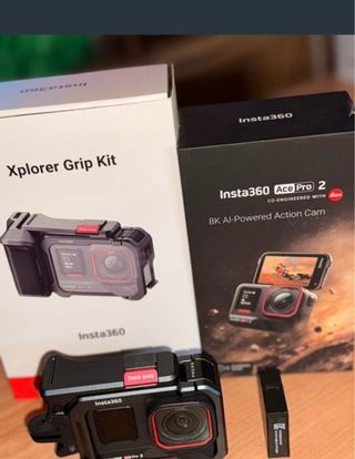 Insta360 Ace Pro 2 + Xplore Grip Kit