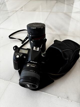 Cámara Nikon D70 + 2 objetivos