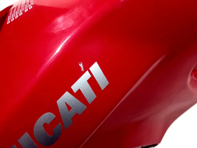 Depósito Multistrada 1100S