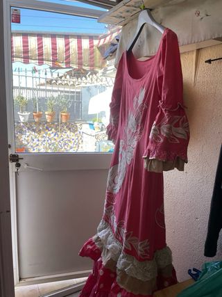 Traje Flamenca Volantes Lunares,