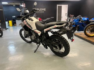 Moto Morini Allthrike Adventure Gris/Roja