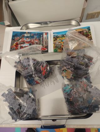 Playmobil Set 4 Puzzle in Valigetta Metallo