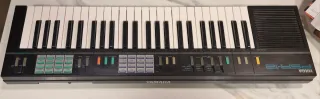 Órgano Yamaha Portatone