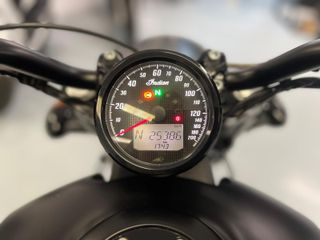 Indian Scout 2020 Negra