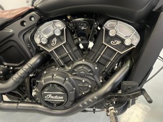 Indian Scout 2020 Negra