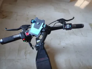 Patinete eléctrico Bogist con asiento