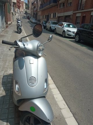 Piaggio Vespa LX 50 Plata