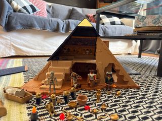 Pirámide Playmobil