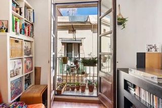 Piso en venta en El Raval en Barcelona