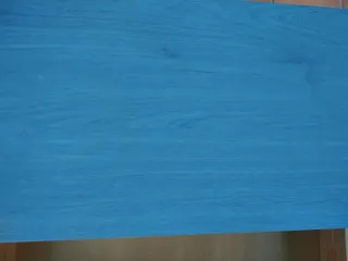 Cómoda y mesita de noche azul
