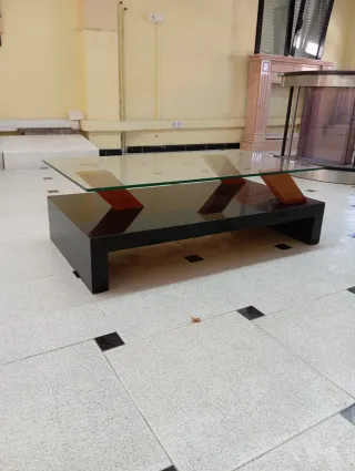 Mesa de centro cristal y madera