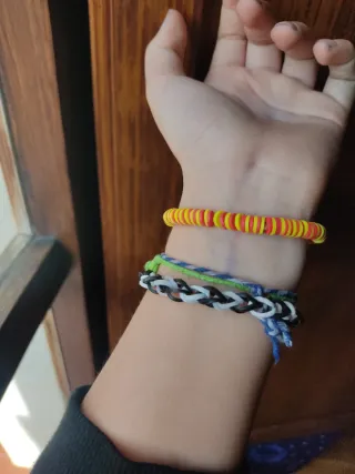 Pulsera SPAIN hecha a mano