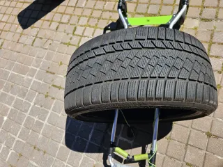 Ruedas Continental Winter Contact.