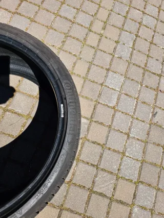 Ruedas Continental Winter Contact.