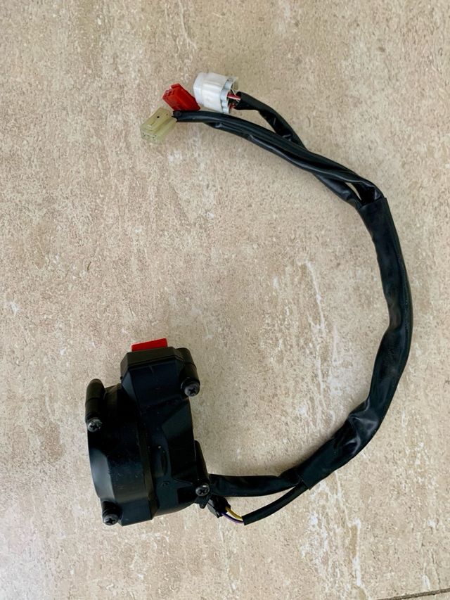 Puño Mandos Derecho Yamaha