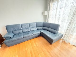 Sofá modular azul de piel