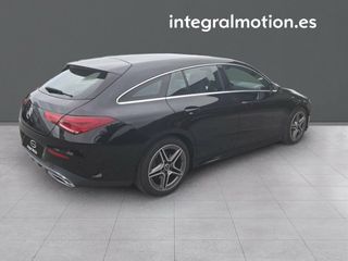 Mercedes CLA CLA 200 D DCT Shooting Brake AMG