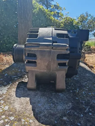 Alternador Nuevo LUCAS VALE LRA 03555 FORD VALEO