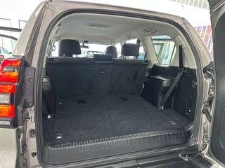 Toyota Land Cruiser 2.8 D-4D VX