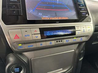 Toyota Land Cruiser 2.8 D-4D VX