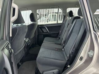 Toyota Land Cruiser 2.8 D-4D VX