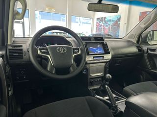 Toyota Land Cruiser 2.8 D-4D VX