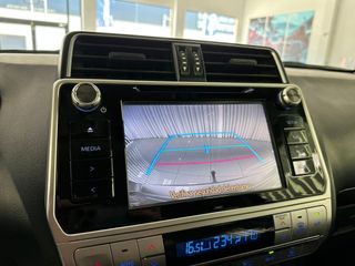 Toyota Land Cruiser 2.8 D-4D VX