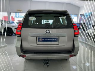 Toyota Land Cruiser 2.8 D-4D VX